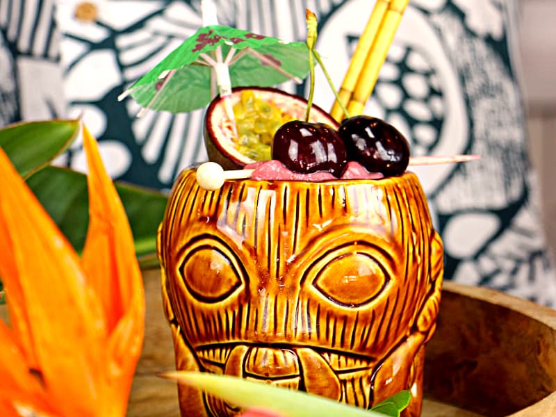 Tiki cocktail